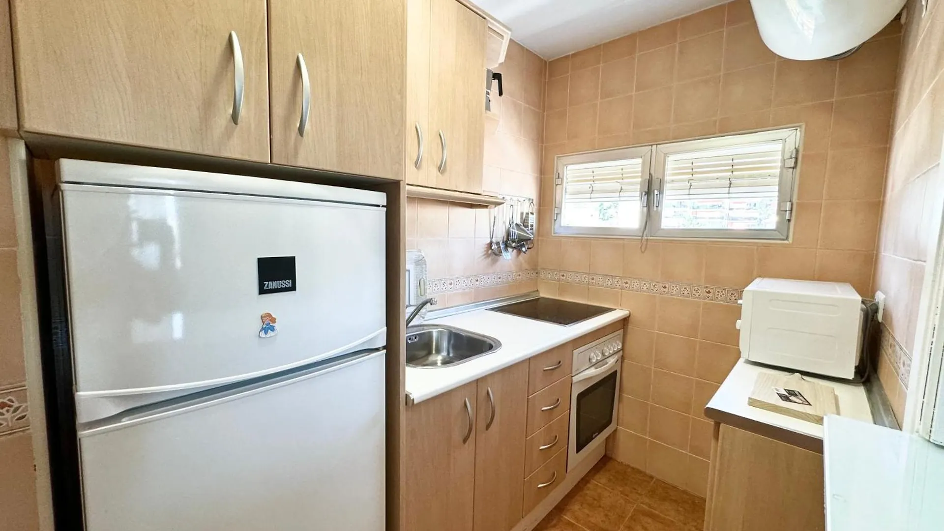Frente A La Playa Con Vistas Y Garaje, Nucleo Cristal Apartment Torremolinos